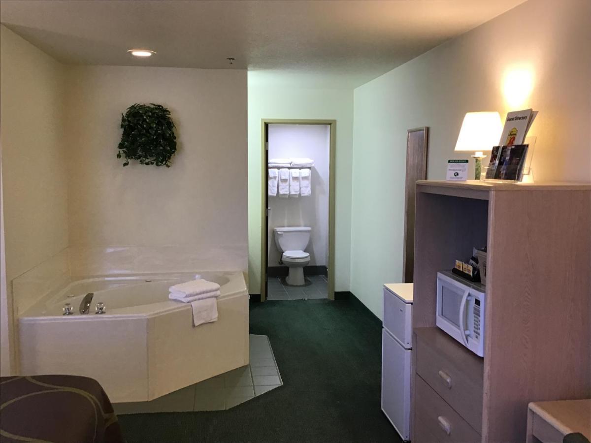 Arch Canyon Inn Бландинг Екстериор снимка